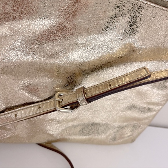 Kate Spade On Purpose Large Swingpack Crossbody bad in Gold Metallic - Picture 7 of 15